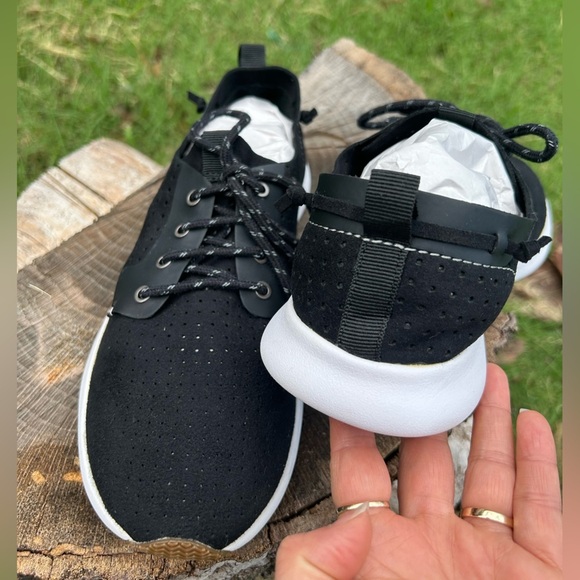 Steve Madden Brick black lightweight mens sneakers w/breathable Design Sz-9. M - Picture 7 of 12